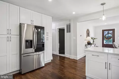 2029 Glen Ross Rd, Silver Spring, MD 20910 photo 9