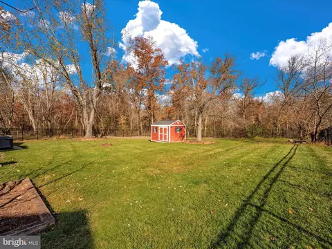 19121 Dowden Cir, Poolesville, MD 20837 photo 51
