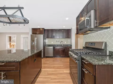 19121 Dowden Cir, Poolesville, MD 20837 photo 16