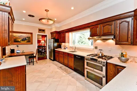 1847 Middlebridge Dr, Silver Spring, MD 20906 photo 19
