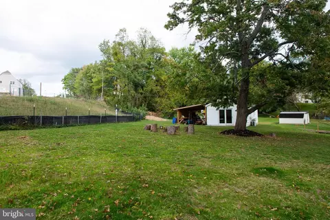 11005 Locust Dr, Damascus, MD 20872 photo 37