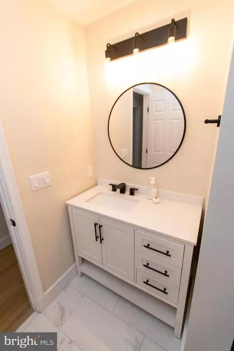 11005 Locust Dr, Damascus, MD 20872 photo 63