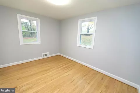 11005 Locust Dr, Damascus, MD 20872 photo 56