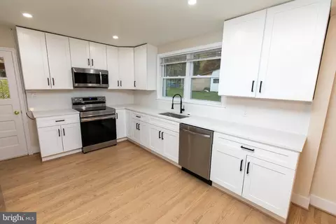 11005 Locust Dr, Damascus, MD 20872 photo 51