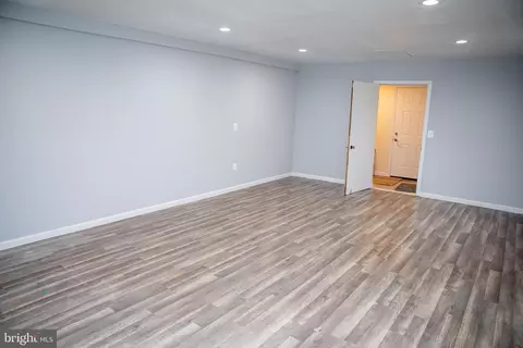 11005 Locust Dr, Damascus, MD 20872 photo 29