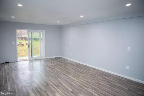 11005 Locust Dr, Damascus, MD 20872 photo 28