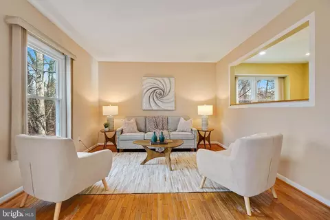 9048 Saffron Ln, Silver Spring, MD 20901 photo 18