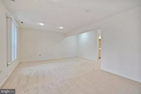 9048 Saffron Ln, Silver Spring, MD 20901 photo 34