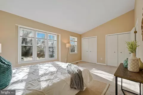 9048 Saffron Ln, Silver Spring, MD 20901 photo 25