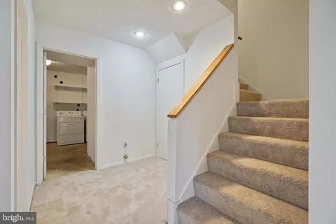 9048 Saffron Ln, Silver Spring, MD 20901 photo 31