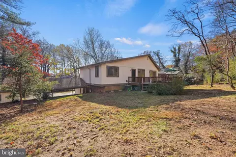 105 Stonegate Dr, Silver Spring, MD 20905 photo 34