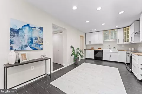 105 Stonegate Dr, Silver Spring, MD 20905 photo 12