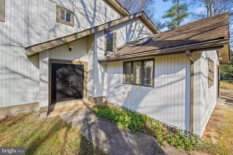 105 Stonegate Dr, Silver Spring, MD 20905 photo 32