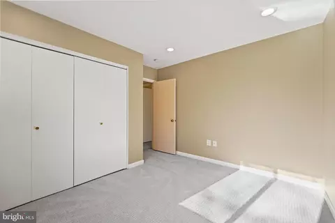 105 Stonegate Dr, Silver Spring, MD 20905 photo 29