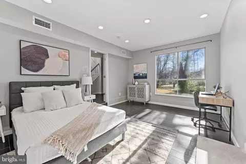 105 Stonegate Dr, Silver Spring, MD 20905 photo 13