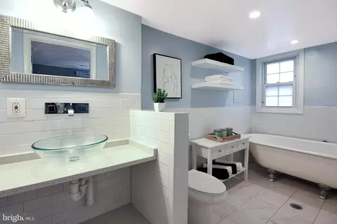 7515 Alfred Dr, Silver Spring, MD 20910 photo 33