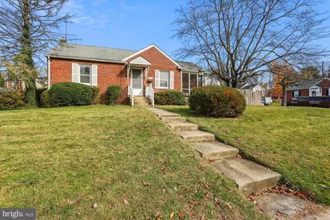 2701 Fenimore Rd, Silver Spring, MD 20902 photo 3