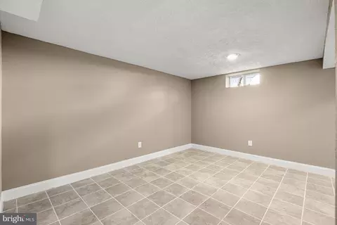 11813 Goodloe Rd, Silver Spring, MD 20906 photo 17