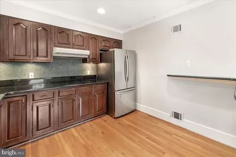 9522 Crosby Rd, Silver Spring, MD 20910 photo 10