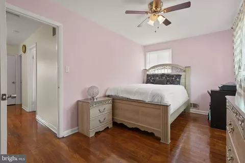 11906 Dalewood Dr, Silver Spring, MD 20902 photo 17