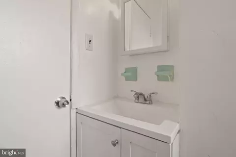 11906 Dalewood Dr, Silver Spring, MD 20902 photo 24