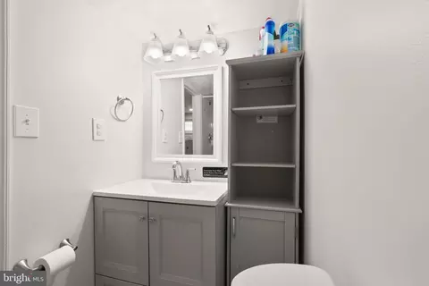 11906 Dalewood Dr, Silver Spring, MD 20902 photo 25