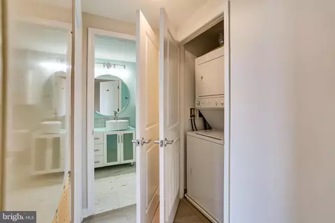 930 Wayne Ave #1002, Silver Spring, MD 20910 photo 16