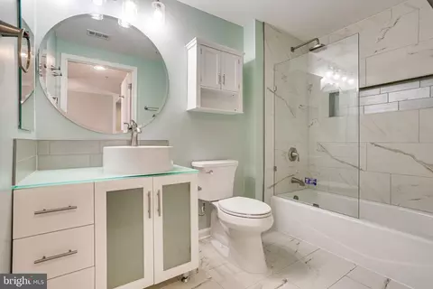 930 Wayne Ave #1002, Silver Spring, MD 20910 photo 17