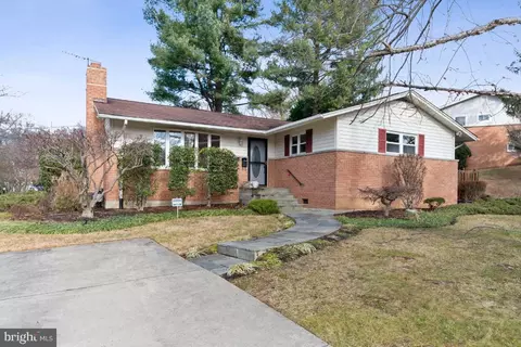 1300 Xaveria Dr, Silver Spring, MD 20903