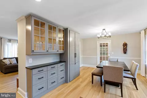 1700 Overlook Dr, Silver Spring, MD 20903 photo 8