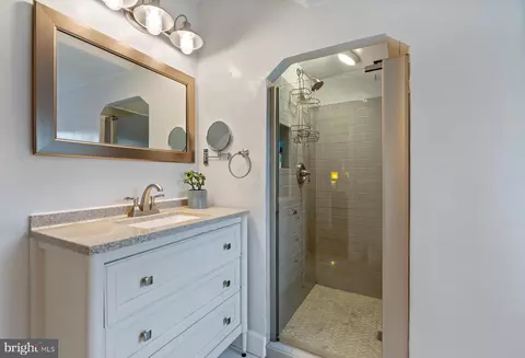 1700 Overlook Dr, Silver Spring, MD 20903 photo 18