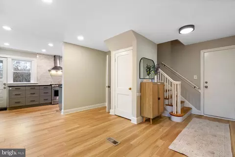 1700 Overlook Dr, Silver Spring, MD 20903 photo 13