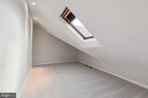 2225 Washington Ave #202, Silver Spring, MD 20910 photo 14