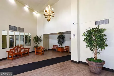 Exterior - 8830 Piney Branch Rd #507, Silver Spring, MD 20903 photo 5 of 9