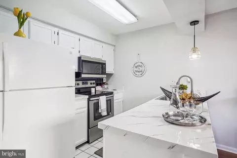 13924 Valleyfield Dr, Silver Spring, MD 20906 photo 10