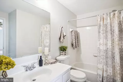 13924 Valleyfield Dr, Silver Spring, MD 20906 photo 16