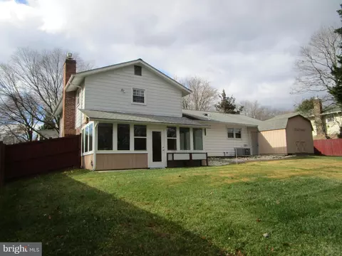 1704 Colesberg St, Silver Spring, MD 20905 photo 2