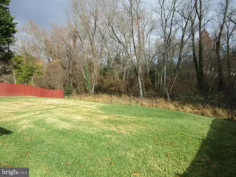 1704 Colesberg St, Silver Spring, MD 20905 photo 3