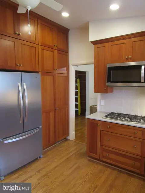 1704 Colesberg St, Silver Spring, MD 20905 photo 5