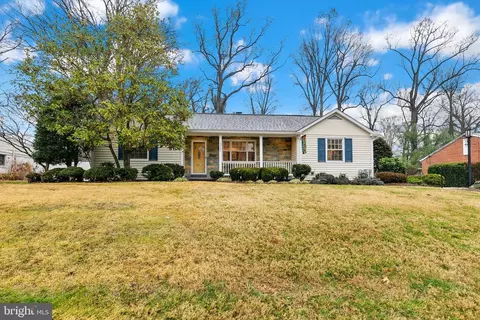 322 Northwest Dr, Silver Spring, MD 20901 photo 8