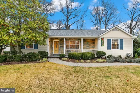322 Northwest Dr, Silver Spring, MD 20901 photo 5
