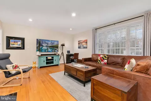 322 Northwest Dr, Silver Spring, MD 20901 photo 16