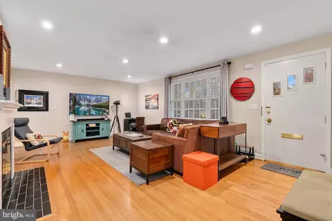 322 Northwest Dr, Silver Spring, MD 20901 photo 17