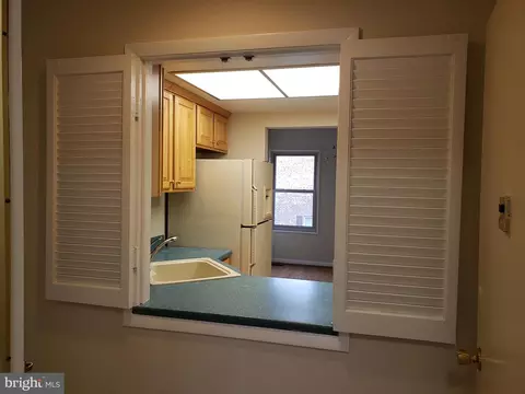 3600 Gleneagles Dr #7-2D, Silver Spring, MD 20906 photo 2