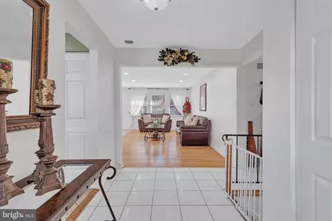 13015 Morningside Ln, Silver Spring, MD 20904 photo 2