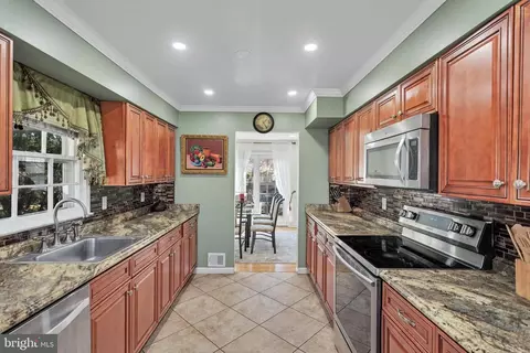 13015 Morningside Ln, Silver Spring, MD 20904 photo 7