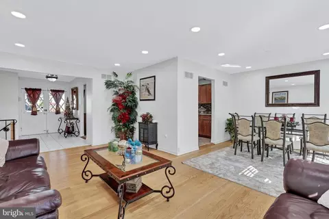 13015 Morningside Ln, Silver Spring, MD 20904 photo 9