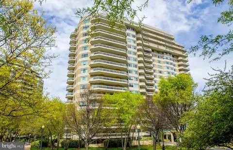 5600 Wisconsin Ave #1-1305, Chevy Chase, MD 20815