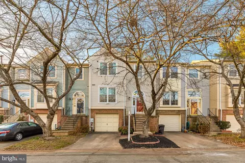 18352 Hallmark Ct, Gaithersburg, MD 20879