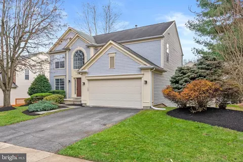 2604 Lindenwood Dr, Olney, MD 20832